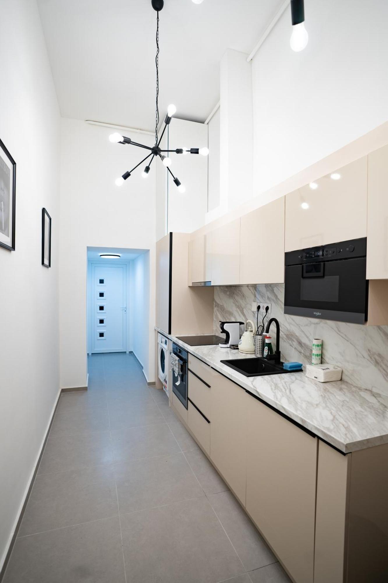 Downtown Double Room Deluxe With Joint Kitchen Budapest Ngoại thất bức ảnh